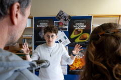 004_SZE_Infotag_2025_26