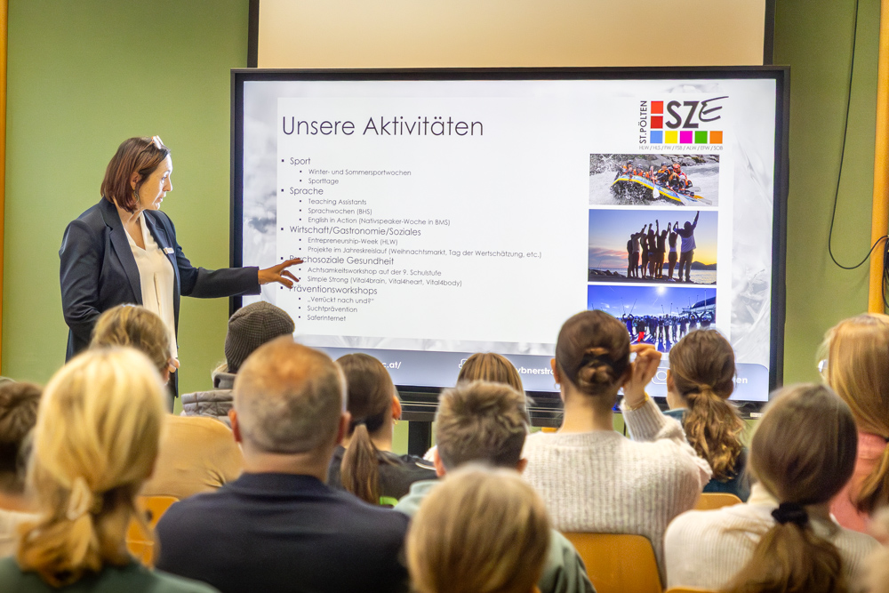 002_SZE_Info_Tag_2025_26