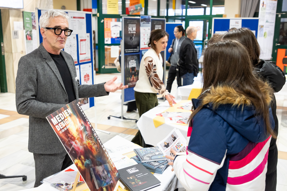 004_SZE_Info_Tag_2025_26