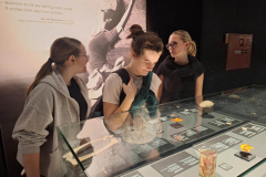 26_oenb-und-koerperwelten_05